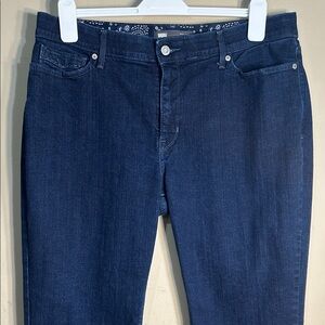 Dark Blue Women’s Levi Strauss Size Waist 33 Length 32.